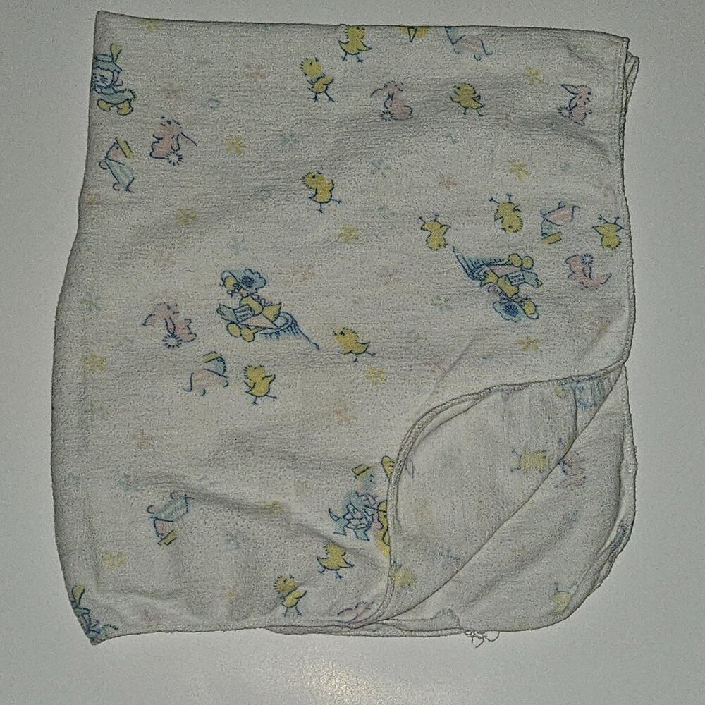 RARE VTG Receiving Blanket Chicks Bunny Turtle Cello Mother Goose READ
